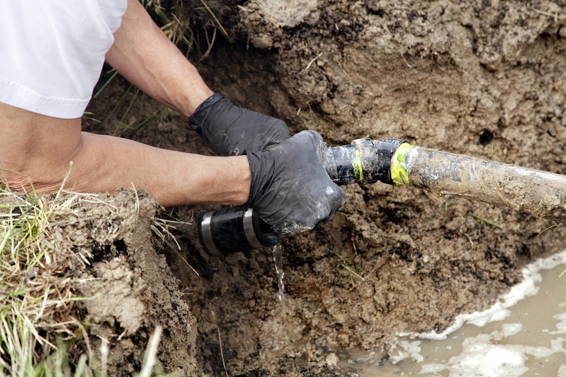 Sewer Line Repair - Southern Elite Septic Installation Services of Pearland