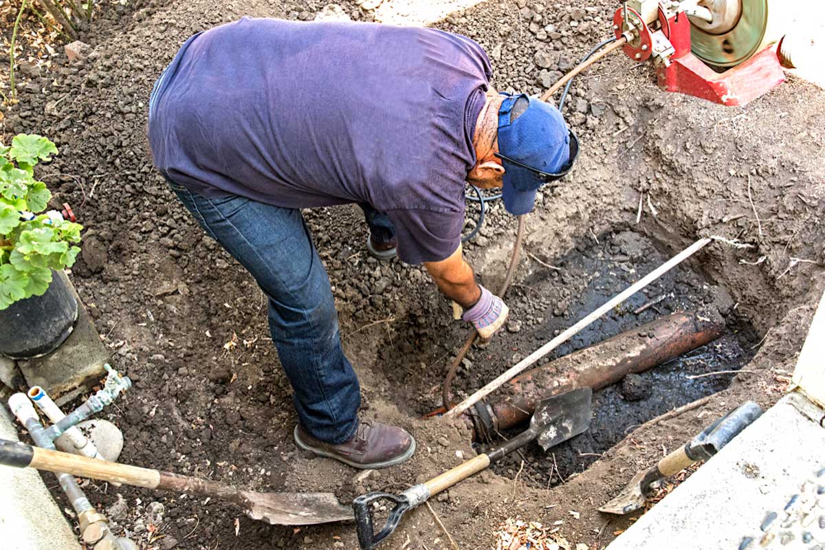 Sewer Line Replacement-Southern Elite Septic Installation Services of Pearland